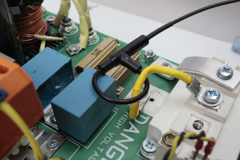 PEM罗氏线圈电流探头能否测量交流冲击电流?